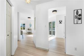 311-300 St. Ann's Rd — listing photo 19 of 37