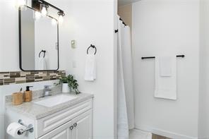 311-300 St. Ann's Rd — listing photo 23 of 37