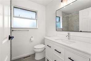 8108 Southwind Dr — listing photo 32 of 85