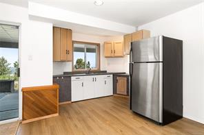 8108 Southwind Dr — listing photo 43 of 85