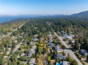 8108 Southwind Dr — listing photo 77 of 85