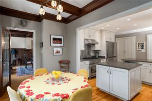 1030 St. Charles St — listing photo 19 of 77