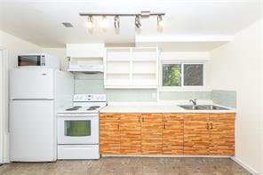 1711 Christmas Ave — listing photo 21 of 35