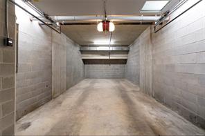 401-986 Heywood Ave — listing photo 44 of 49