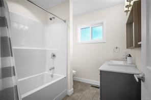 524 Warren Ave — listing photo 16 of 35