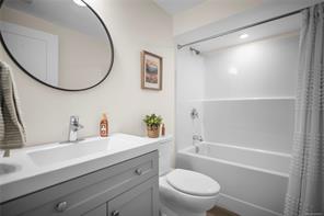 524 Warren Ave — listing photo 19 of 35