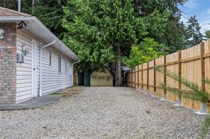 464 Quatsino Rd — listing photo 30 of 36