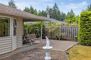 464 Quatsino Rd — listing photo 33 of 36
