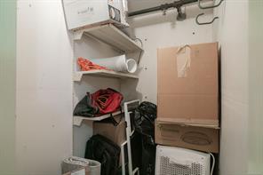 401-355 Stewart Ave — listing photo 35 of 38