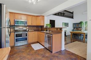 3668 Princess Ave — listing photo 21 of 49