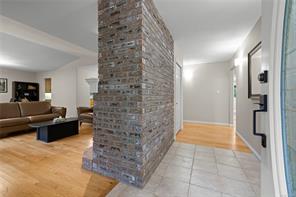 1730 Sangster Cres — listing photo 17 of 65