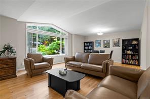 1730 Sangster Cres — listing photo 18 of 65