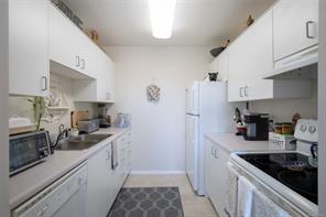 305-240 Milton St — listing photo 22 of 32