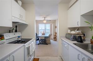305-240 Milton St — listing photo 24 of 32