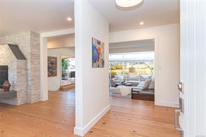 6390 Welch Rd — listing photo 19 of 62