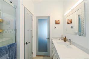 200 Marina Way — listing photo 13 of 38