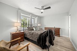 948 Brooks Pl — listing photo 18 of 31