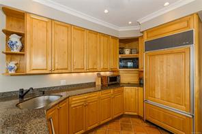 5000 Sooke Hanger Dr — listing photo 18 of 83