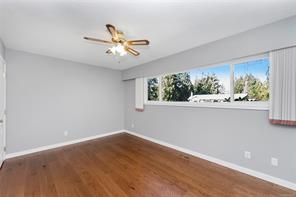 553 Acland Ave — listing photo 17 of 39