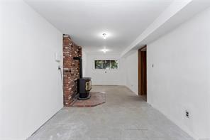553 Acland Ave — listing photo 26 of 39