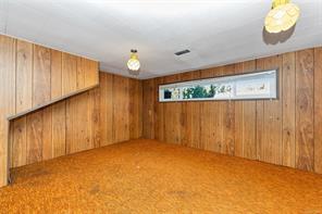 553 Acland Ave — listing photo 32 of 39