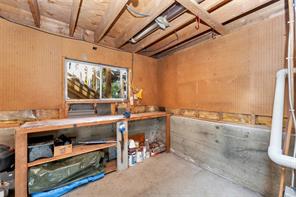553 Acland Ave — listing photo 34 of 39