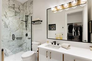 10900 Greenpark Dr — listing photo 17 of 49