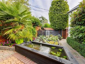 2390 Musgrave St — listing photo 27 of 44