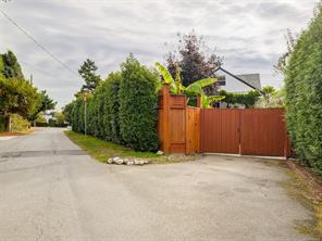 2390 Musgrave St — listing photo 41 of 44