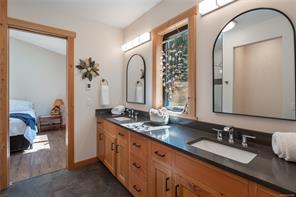 573 Horseshoe Rd — listing photo 20 of 54