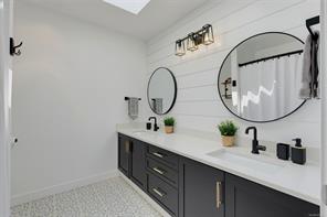 9-2115 Amelia Ave — listing photo 29 of 36
