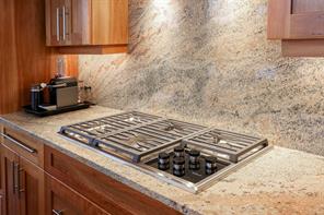 341-3666 Royal Vista Way — listing photo 26 of 48
