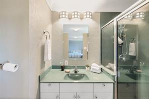 967 Ridgeway St — listing photo 18 of 39