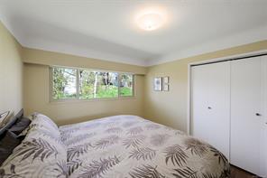 967 Ridgeway St — listing photo 20 of 39