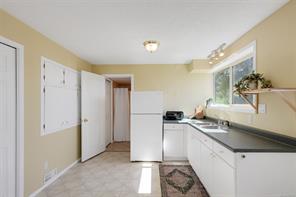 967 Ridgeway St — listing photo 29 of 39
