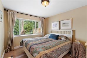 976 Lands End Rd — listing photo 20 of 32