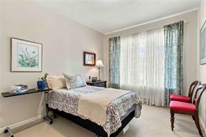 2409 Poplar Dr — listing photo 17 of 35