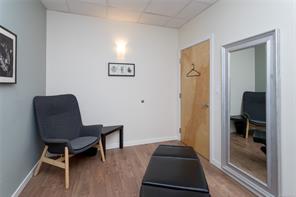 103-1090 Johnson St — listing photo 17 of 29