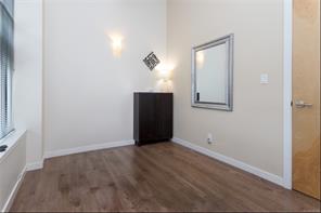 103-1090 Johnson St — listing photo 26 of 29