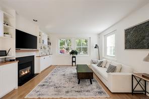 1150 Oxford St — listing photo 14 of 90