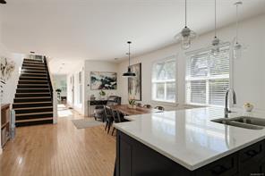 1150 Oxford St — listing photo 30 of 90