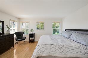 1150 Oxford St — listing photo 45 of 90