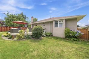 8-6766 Central Saanich Rd — listing photo 26 of 34