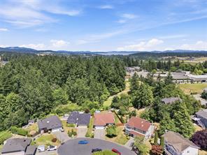 8-6766 Central Saanich Rd — listing photo 31 of 34
