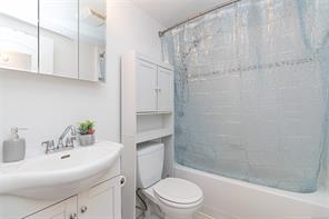 101-827 North Park St — listing photo 22 of 30