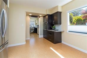1 Briar Pl — listing photo 32 of 98