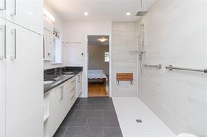1 Briar Pl — listing photo 43 of 98