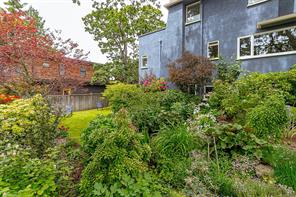 1 Briar Pl — listing photo 95 of 98