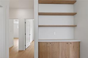 6226 Seablush Dr — listing photo 17 of 44