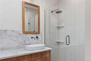 6226 Seablush Dr — listing photo 25 of 44